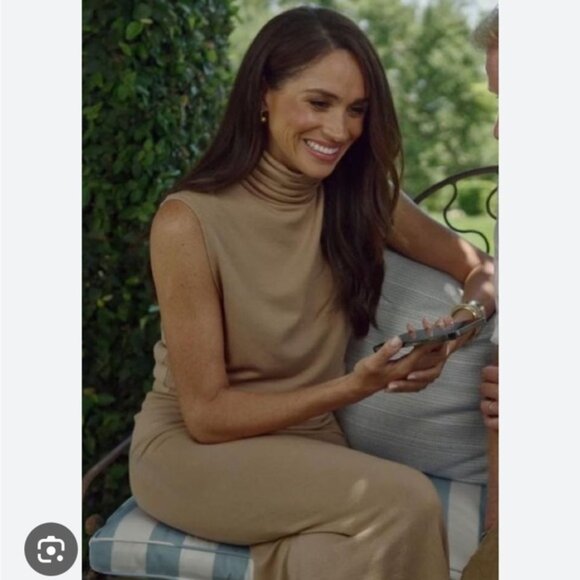 Bleusalt Tube Skirt and top set Size 4 stone color - Picture 1 of 11